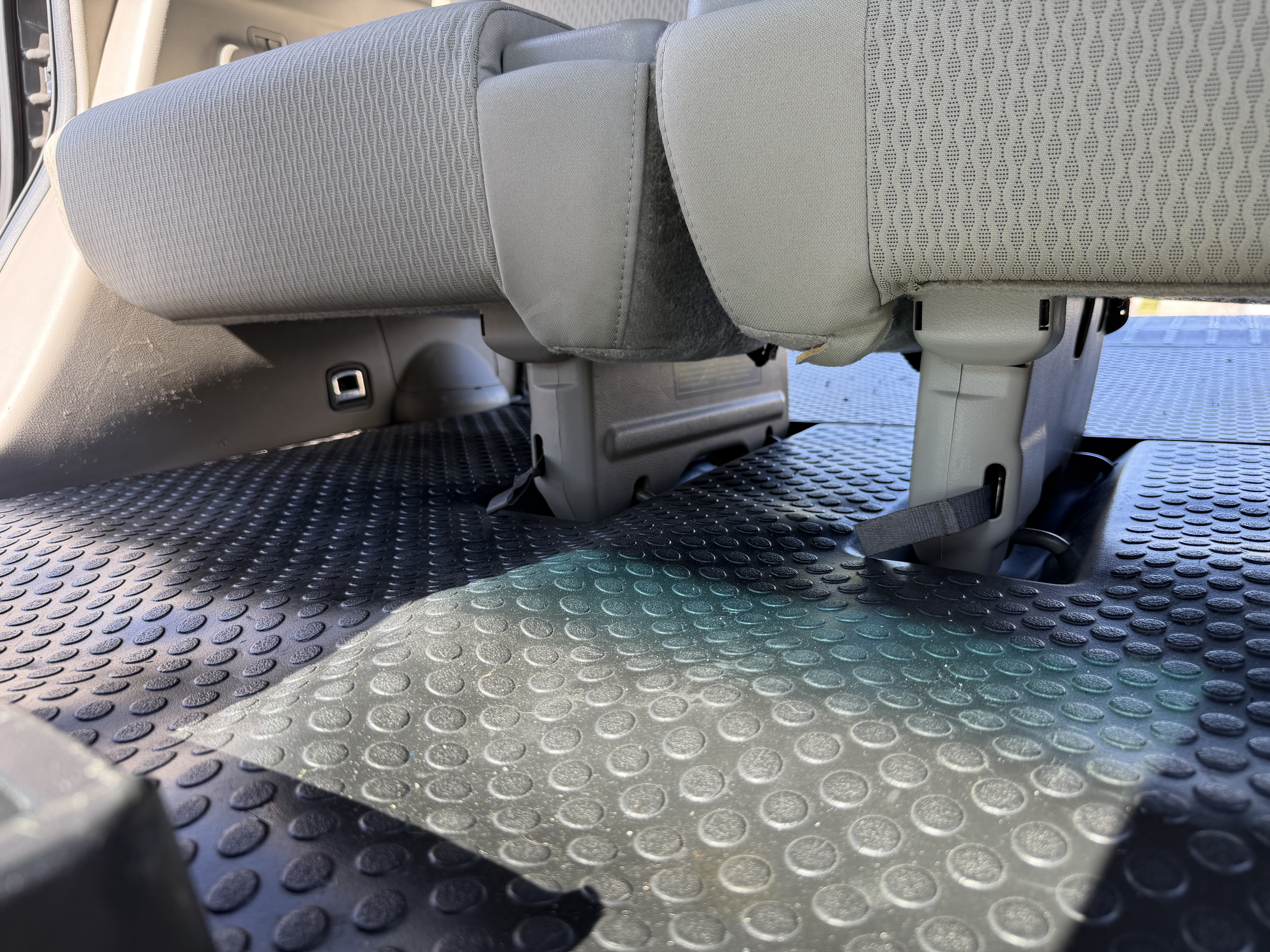 Used 2011 Honda Element LX image 17