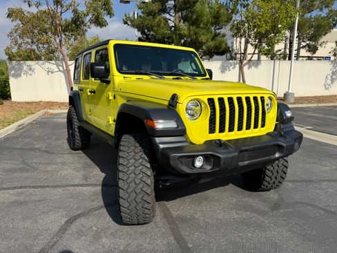 Used 2024 Jeep Wrangler Unlimited Sport AWD/4WD image 17