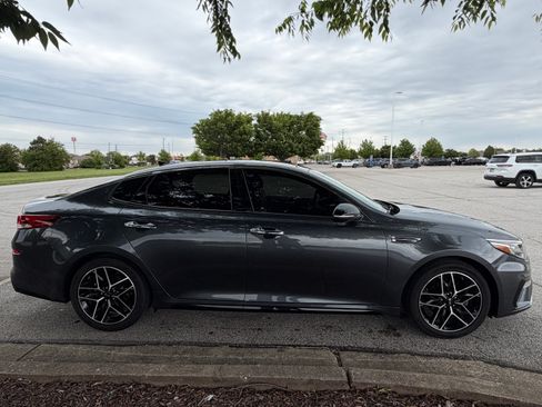 Used 2020 Kia Optima SE FWD image 2