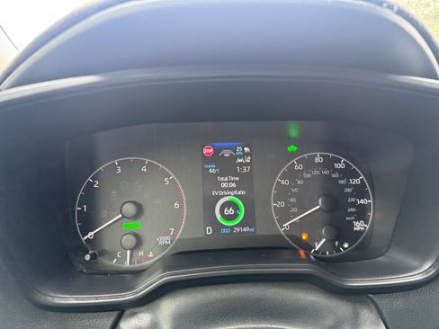 Used 2024 Toyota Corolla LE image 17