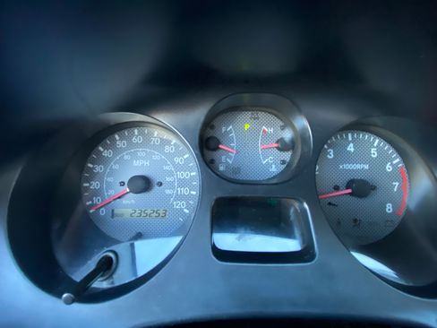 Used 1998 Toyota RAV4 2WD 4-Door image 6