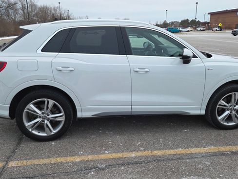 Used 2019 Audi Q3 2.0T Premium Plus image 12