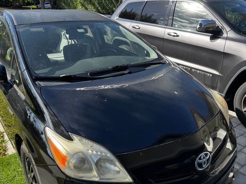 Used 2013 Toyota Prius Three image 4