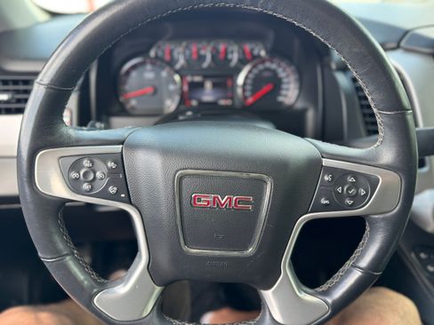 Used 2015 GMC Yukon XL SLT w/ Open Road Package image 6