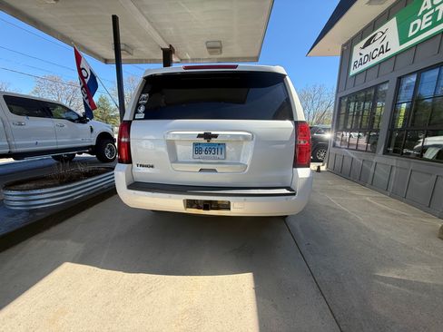 Used 2015 Chevrolet Tahoe LT AWD/4WD image 4