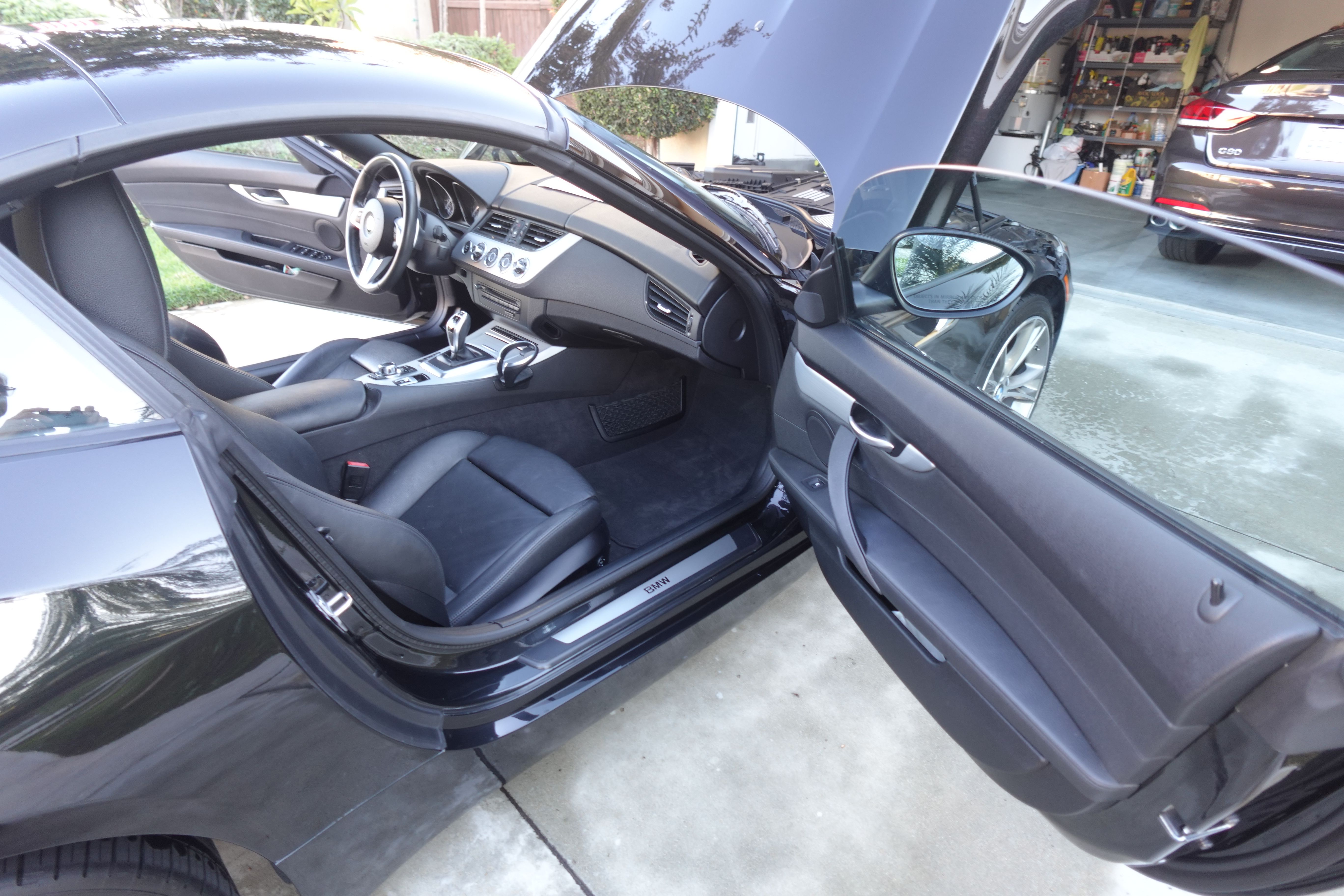 Used 2014 BMW Z4 sDrive35i RWD image 8
