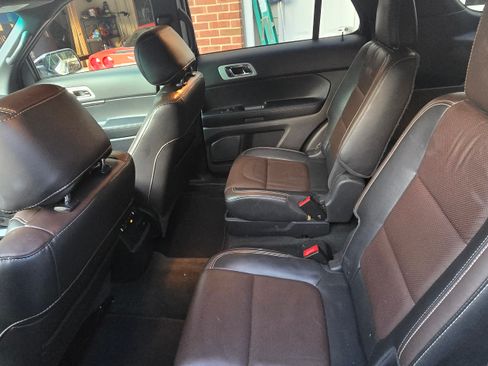 Used 2014 Ford Explorer Sport w/ Equipment Group 401A image 11