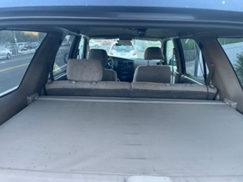 Used 2000 Toyota 4Runner SR5 image 5