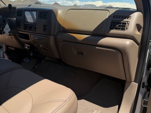 Used 2000 Ford F350 4x4 Crew Cab Super Duty image 12