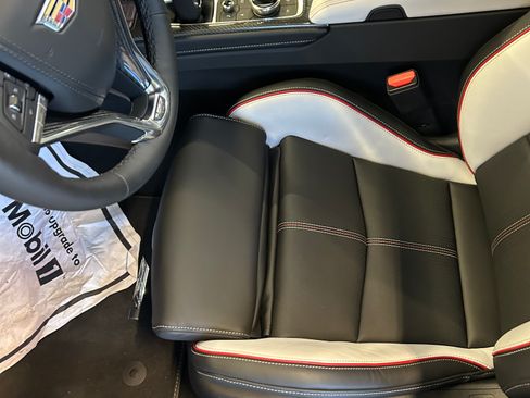 Used 2025 Cadillac CT5 V Blackwing w/ Carbon Fiber 1 Package RWD image 6