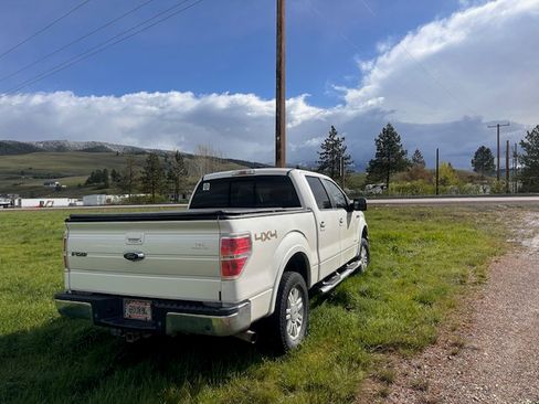 Used 2014 Ford F150 Lariat w/ Equipment Group 502A Luxury AWD/4WD image 5