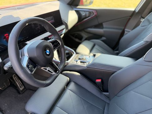 Used 2025 BMW X3 xDrive30i w/ Premium Package image 9