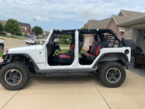 Used 2015 Jeep Wrangler Unlimited Sport w/ Quick Order Package 24S image 8