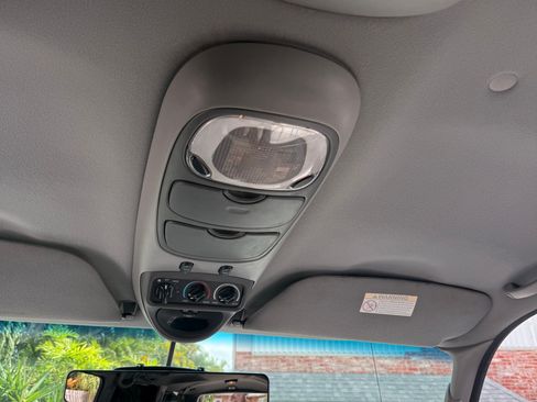 Used 2001 Ford Excursion XLT image 9