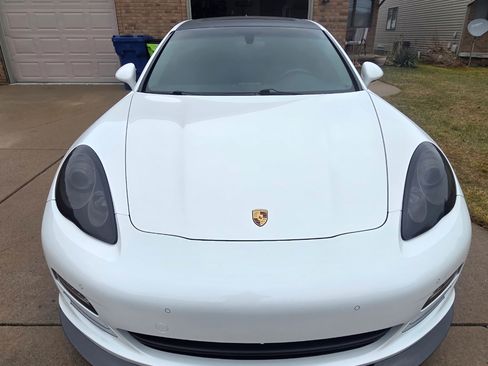 Used 2012 Porsche Panamera 4 image 6