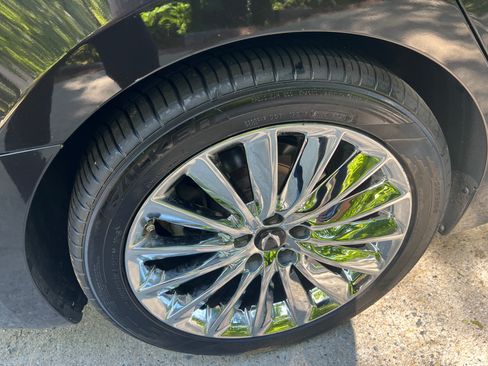 Used 2014 Hyundai Equus Signature RWD image 14
