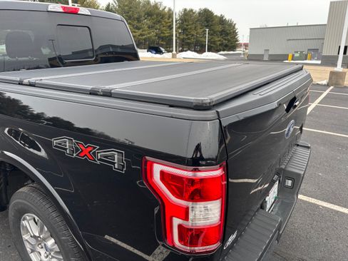 Used 2019 Ford F150 Lariat image 2