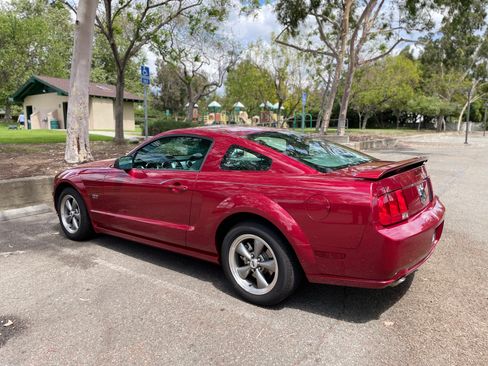 Used 2005 Ford Mustang GT image 6