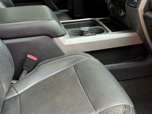 Used 2017 Ford F350 Lariat w/ Lariat Ultimate Package image 21