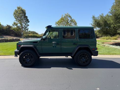 Used 2017 Mercedes-Benz G 550 image 8