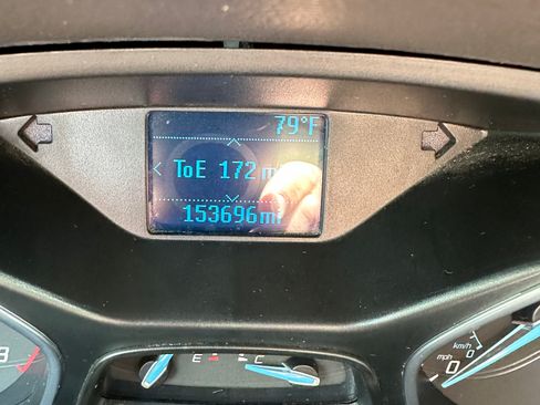 Used 2012 Ford Focus SE w/ SE Sport Pkg FWD image 16