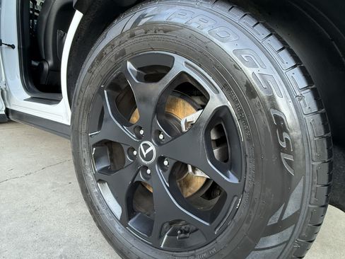 Used 2020 Kia Telluride EX image 16