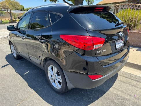 Used 2012 Hyundai Tucson GLS FWD image 9