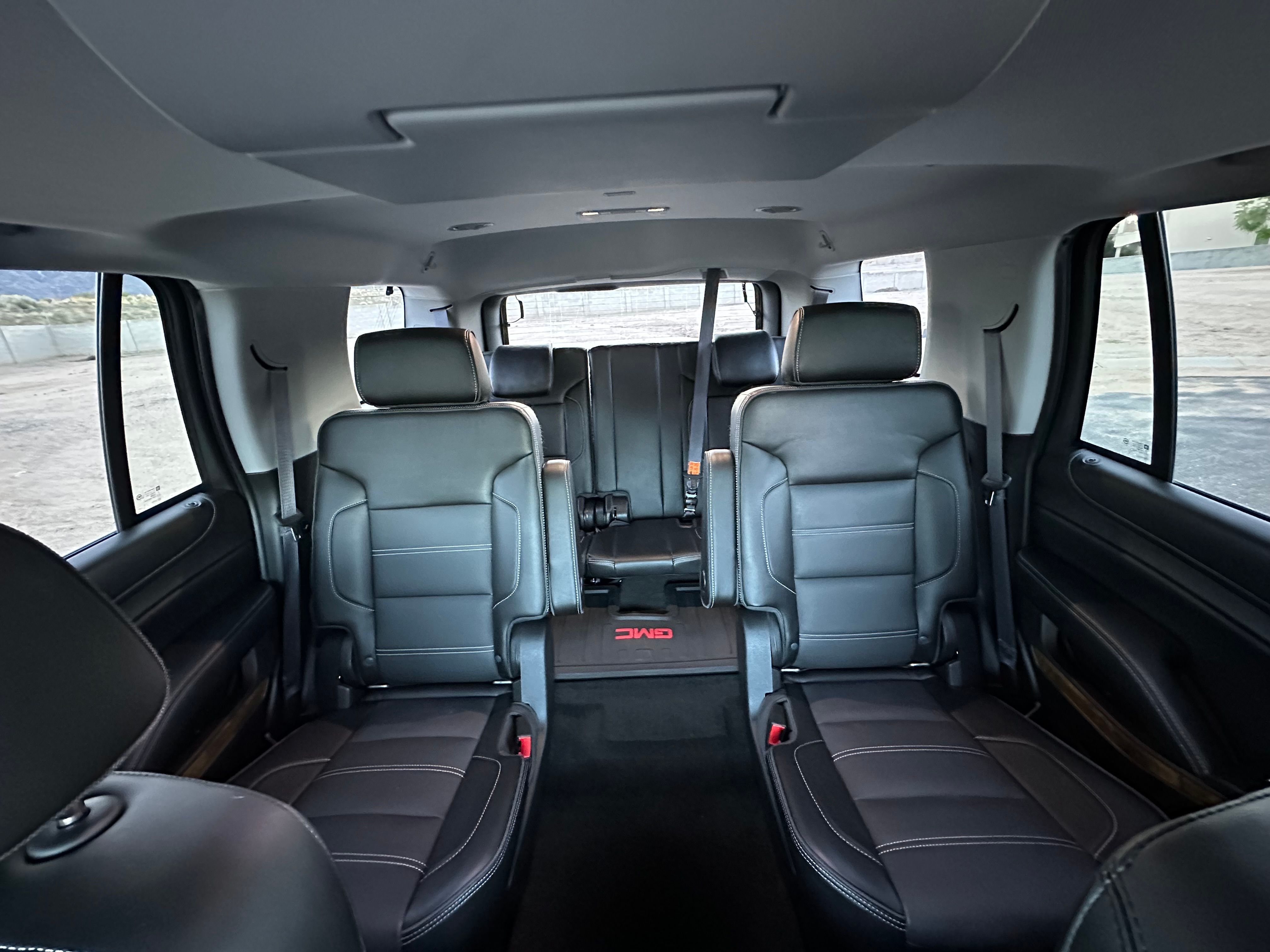 Used 2016 GMC Yukon Denali w/ Open Road Package AWD/4WD image 6