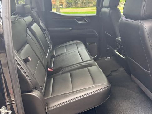 Used 2024 GMC Sierra 1500 Denali image 6