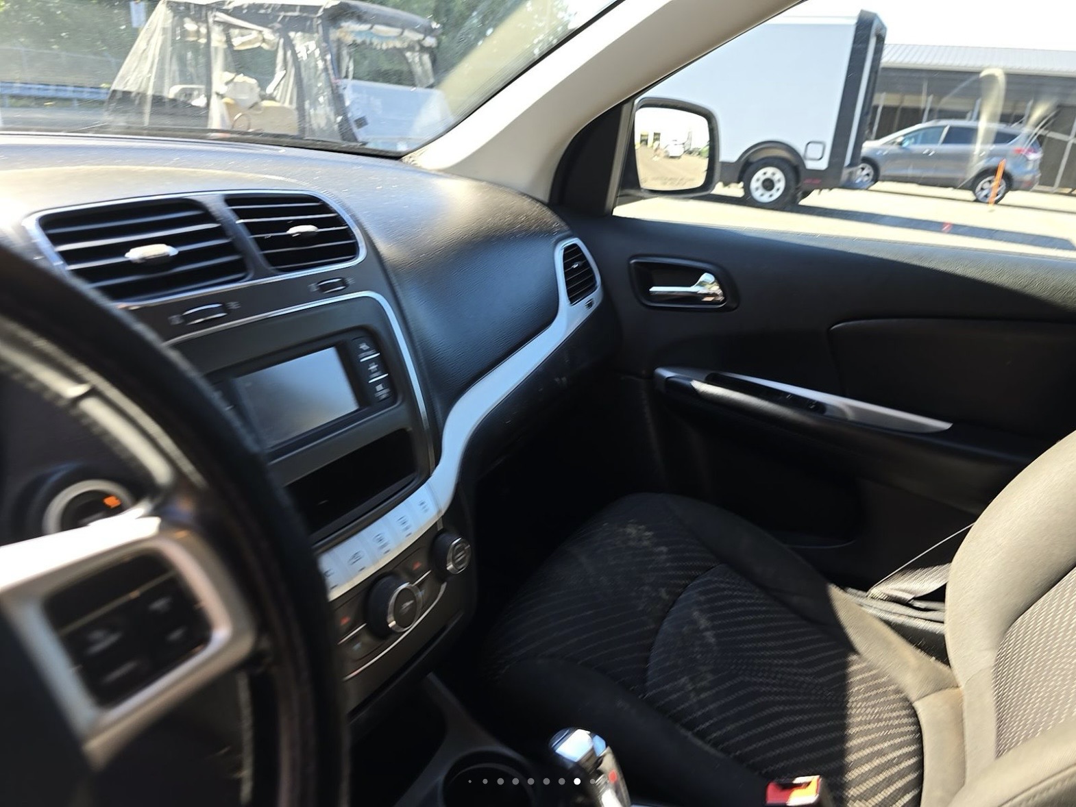 Used 2020 Dodge Journey SE w/ SE Popular Equipment Group FWD image 16