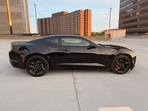 Used 2022 Chevrolet Camaro LT w/ RS Package RWD image 6