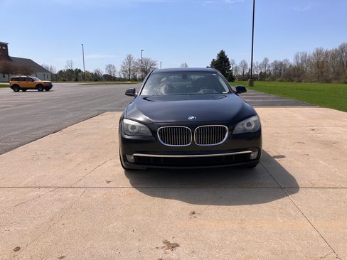 Used 2012 BMW ALPINA B7 xDrive AWD/4WD image 5