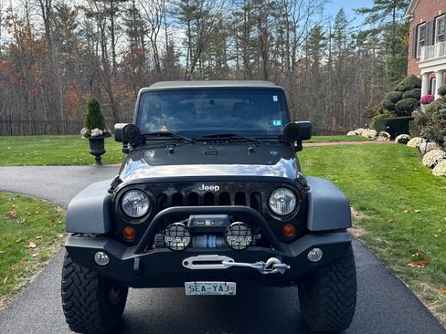 Used 2012 Jeep Wrangler Unlimited Rubicon w/ Dual Top Group image 1