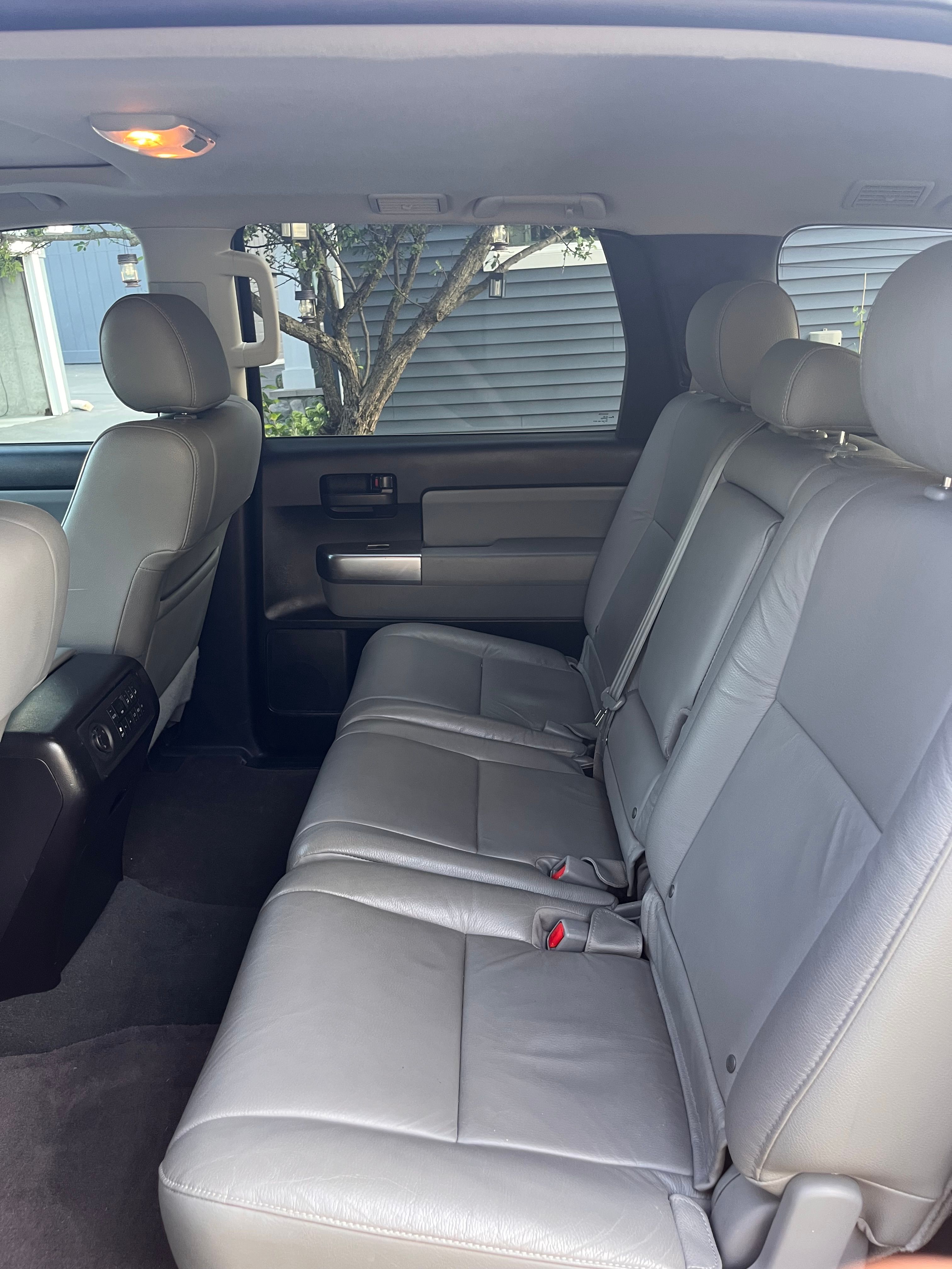 Used 2021 Toyota Sequoia SR5 w/ Premium Package AWD/4WD image 9