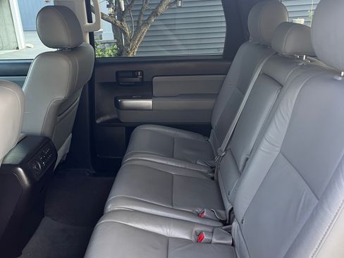 Used 2021 Toyota Sequoia SR5 w/ Premium Package AWD/4WD image 9