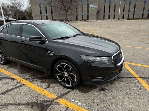 Used 2015 Ford Taurus SHO w/ Equipment Group 401A AWD/4WD image 12