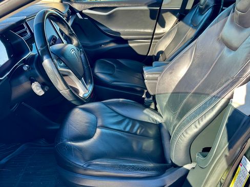 Used 2014 Tesla Model S image 9