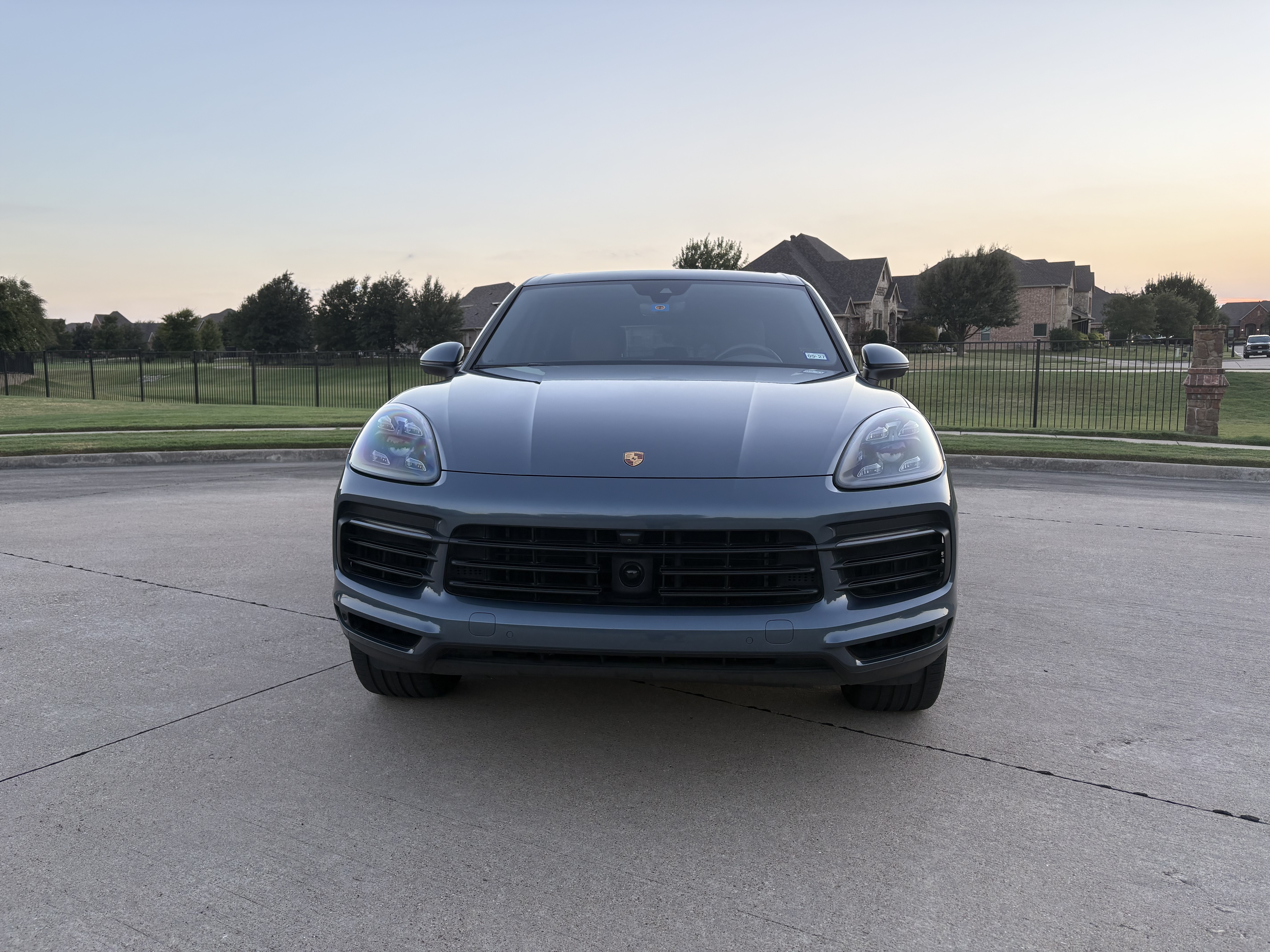 Used 2020 Porsche Cayenne S AWD/4WD image 2