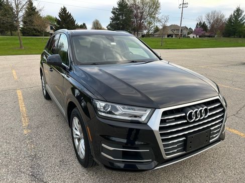 Used 2019 Audi Q7 3.0T Premium w/ Convenience Package AWD/4WD image 10