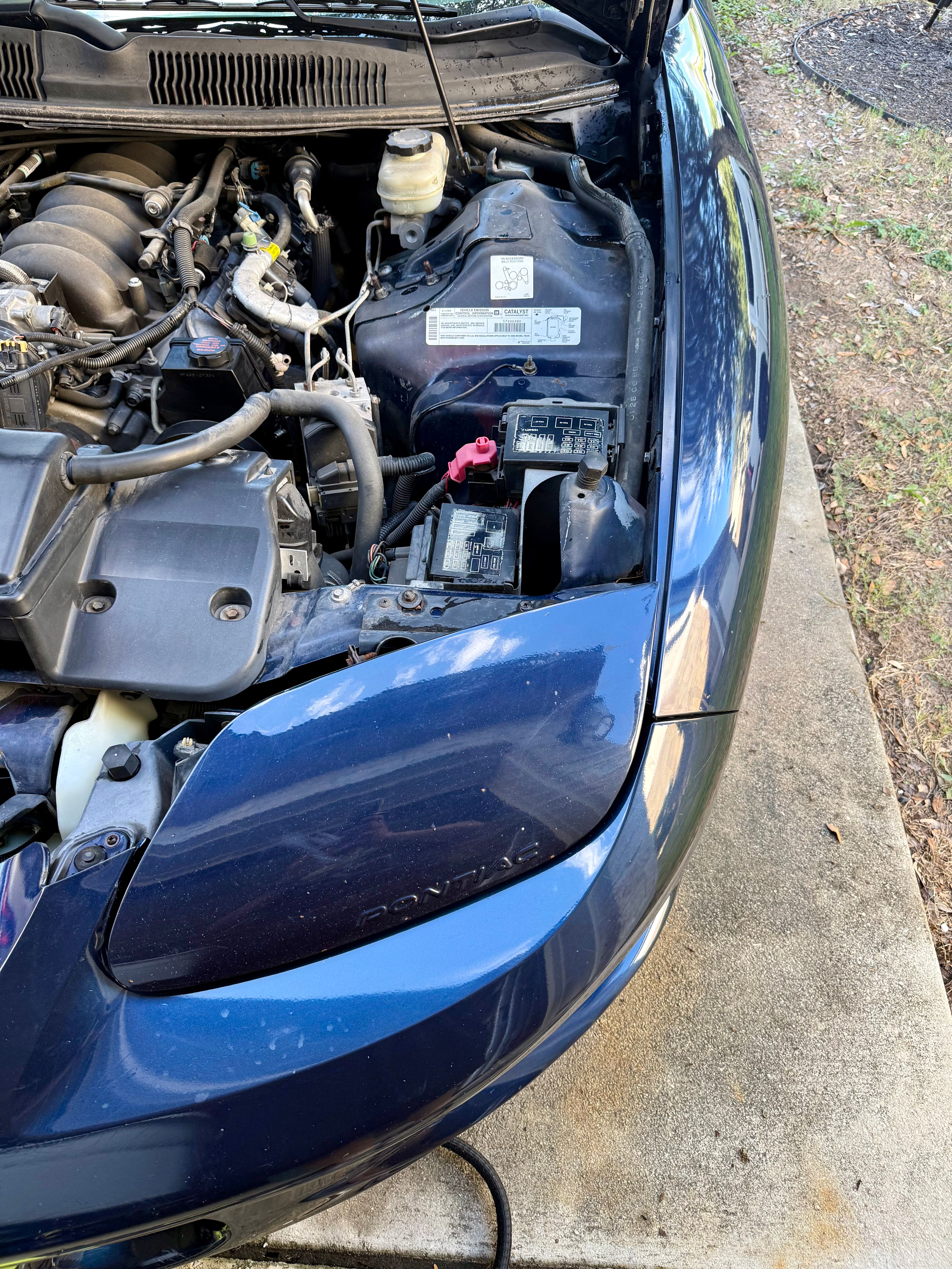 Used 2000 Pontiac Firebird Formula w/ Security Pkg RWD image 12