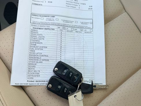 Used 2013 Volkswagen Tiguan S FWD image 24