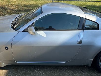 Used 2005 Nissan 350Z Touring w/ (K96) Aerodynamics Pkg