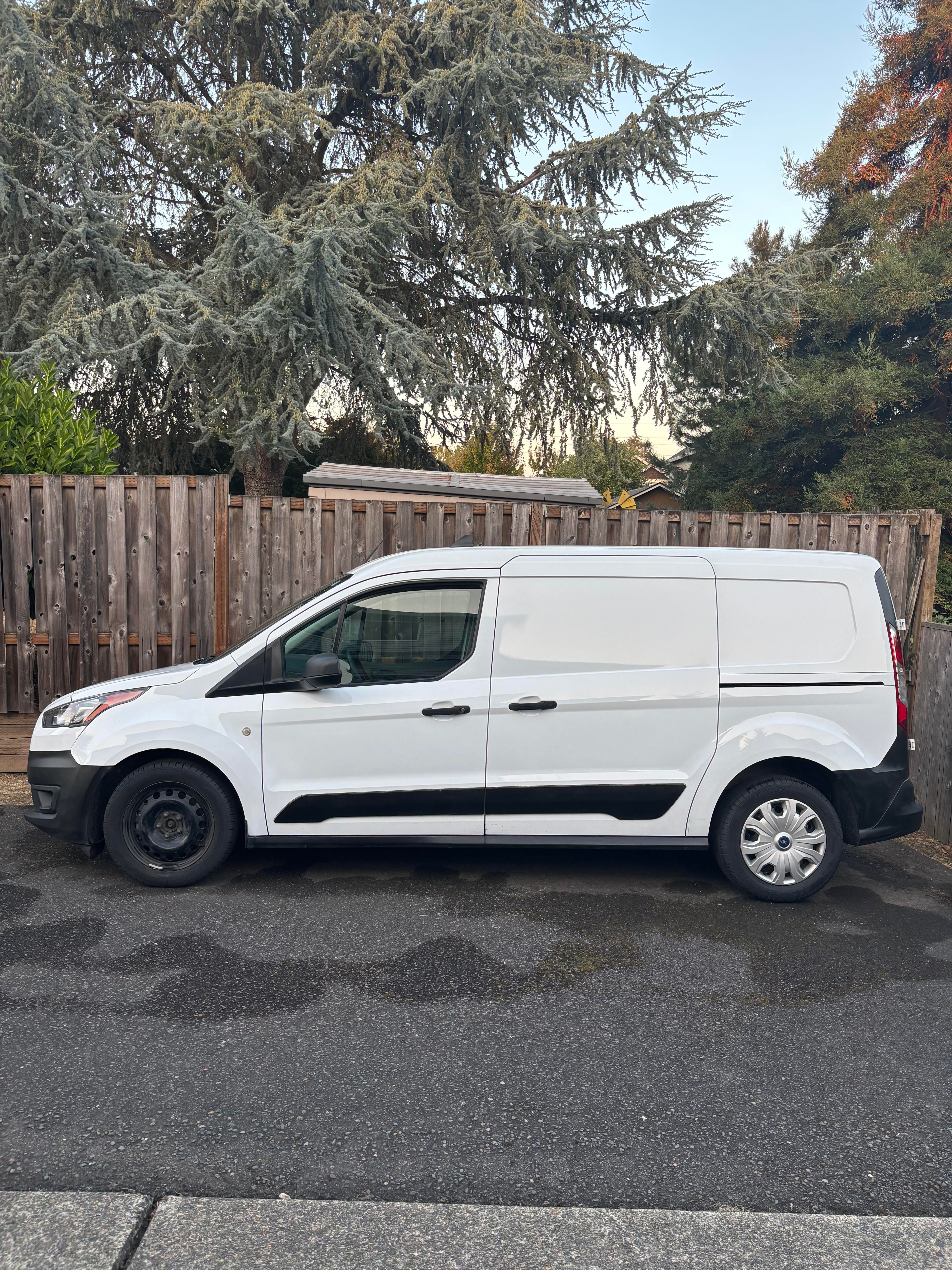 Used 2022 Ford Transit Connect XL FWD image 15