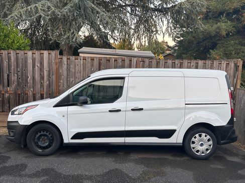 Used 2022 Ford Transit Connect XL FWD image 15