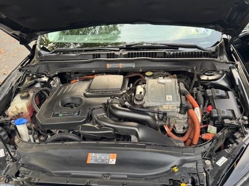 Used 2016 Ford Fusion Energi Titanium image 26