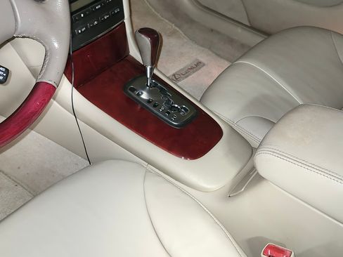 Used 2002 Lexus ES 330 image 12