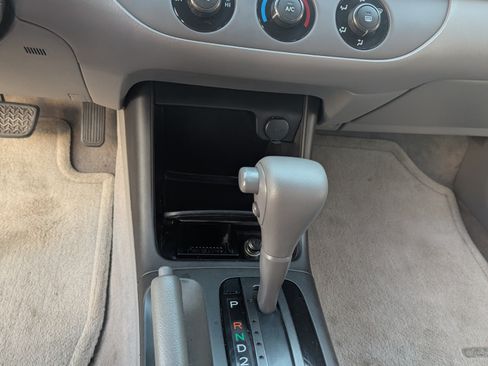 Used 2003 Toyota Camry LE FWD image 26