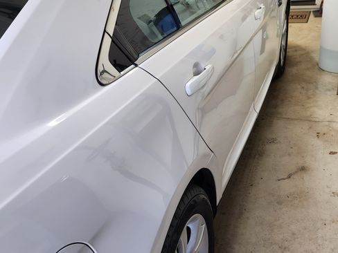 Used 2011 Ford Taurus SEL w/ 201A Rapid Spec Order Code image 4