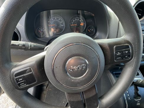 Used 2015 Jeep Compass Sport w/ Power Value Group image 12