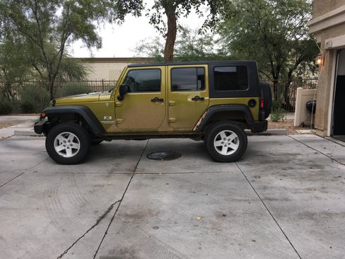 Used 2008 Jeep Wrangler Unlimited X image 5
